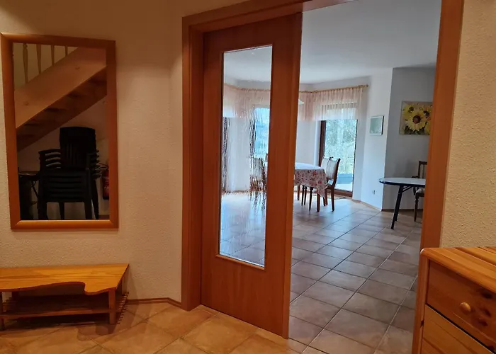Martha - Ferienhaus, 3 Schlafzimmer, 2 Bis 8 Personen, S-Bahn Nach Berlin, Strausseenaehe, Ruhige Lage