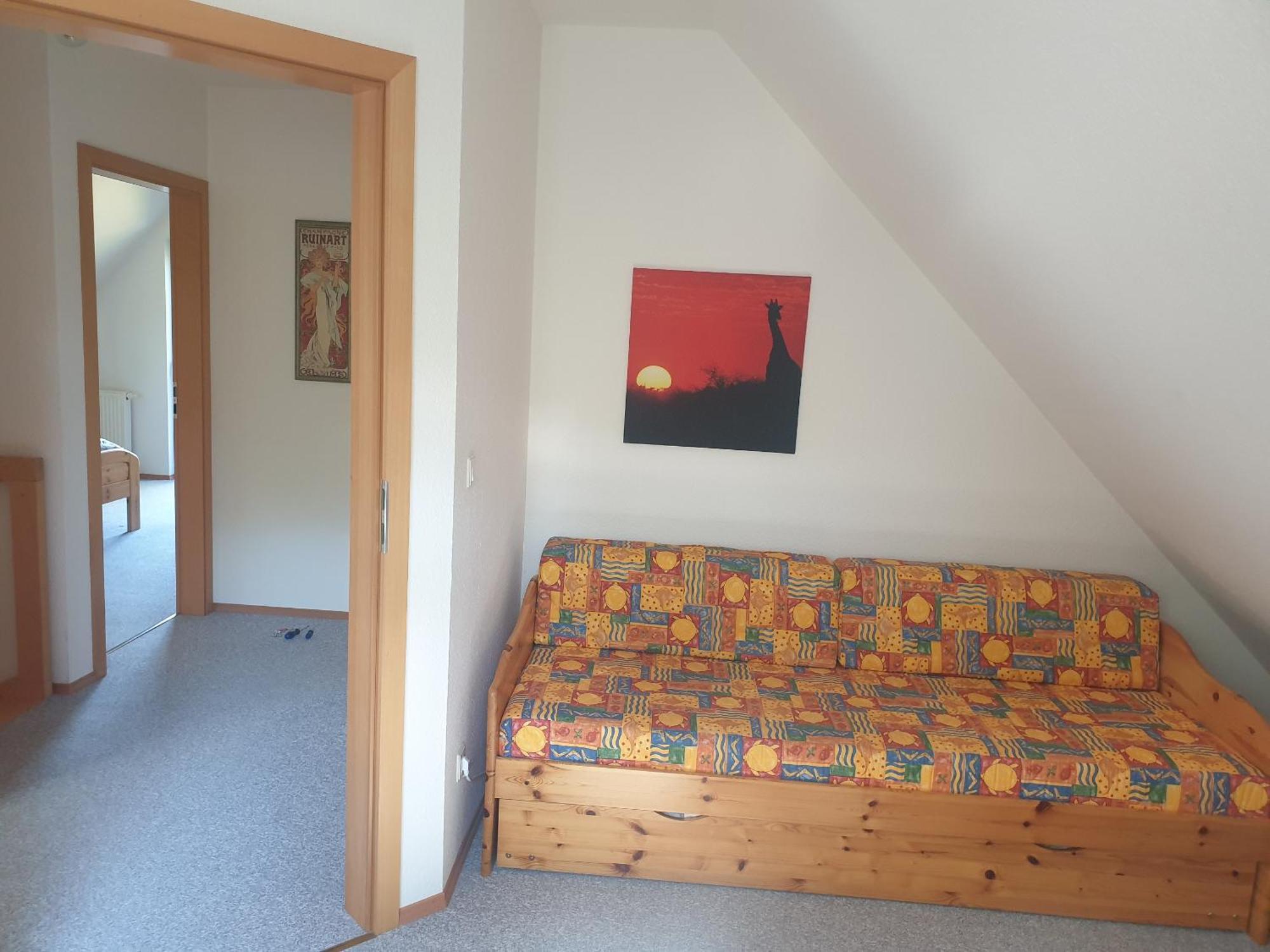 Apartament Martha - Ferienhaus, 3 Schlafzimmer, 2 Bis 8 Personen, S-bahn Nach Berlin, Strausseenaehe, Ruhige Lage
